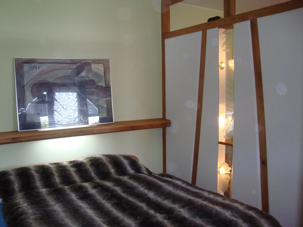 Hisa Korazija Apartment โรกัชกา สลาทินา ภายนอก รูปภาพ